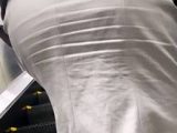 お姉さんの後ろ姿　９７　OL　スーツ　爆尻　再び　階段上り　タイトスカート