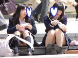 制服姿の可愛いコを発見！！（ＦＨＤ）大変です！！パンツが見えてますよ１０