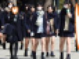 制服姿の女のコを撮影しました！！７６