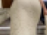 お姉さんの後ろ姿　１２５　OL　巨尻　階段上り　ホワイト　タイトスカート