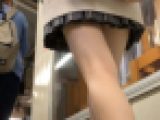 JK 生足 パンチラ 37
