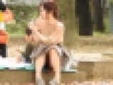 お座りお姉さん発見！！（ＦＨＤ）大変です！！パンツが見えてますよ７８