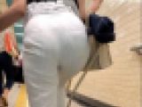 【2名・エレガント美女の白パンツ】