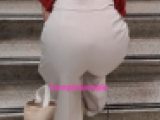 Dさん階段のエロ尻