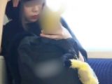 お股の高さから見るお股の世界part.5【携帯用・縦動画】