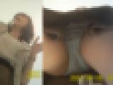 【FHD60fpsリマスター】【再販】HD高画質パンチラ逆さ撮り　笑顔キュート店員さんの接客パンティー　刺激的開脚にボッキ！