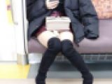 電車対面 ミニスカギャル②