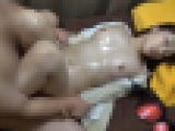 （眠り姫vs整体師）塾講師のエロボディをマッサージ痴漢