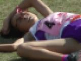 スポーツ撮影 小顔のメガネっ娘　全力疾走