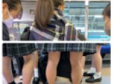 2組のJK風制服美女集団の対面エロ過ぎるミニスカ生脚206