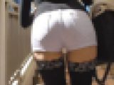 【高画質】現役イベコン ショーパン美尻脚を粘着撮影