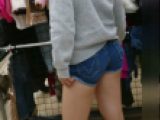 ピタパン 短パン ショーパンでポケオナ 視姦 変態を見る目    パンチラ 胸チラはありません
