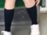 制服女子の生足考察2