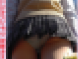 超ミニスカパンチラ　友里ちゃん３