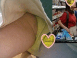 買い物中の若ママ（生）パンチラ20&24