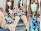 女子校生のパンティ見せつけ　撮影バレて、お布施を・・・