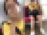 盗撮がバレて逆に撮影？夏らしい美味しそうな生脚を見せてくれた健康的ボディのお姉さん（其の二）
