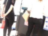 【熟女のお尻＆娘のお尻】ケツの形丸わかり黒スキニー　親子丼にはまだ早い？