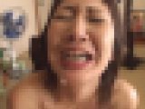可愛い(？)人妻ちゃんを好き放題気のすむまでフェラチオさせる！ここまでヤラれて人妻ちゃん涙の嗚咽(おえつ)　06