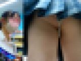 JK逆さ撮り002　激カワ低身長JKの激エロパンツ