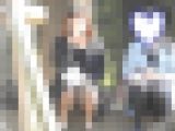 お座りお姉さん発見！！（ＦＨＤ）大変です！！パンツが見えてますよ９９