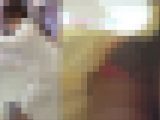 【勃起注意】パンチラカメラ 014  ストッキング越しに赤と黒のパンティ