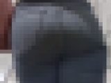 【黒スキニーデニム】デカ尻お姉さんのエスカ