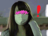 《激かわロリ顔幼妻》《駐車場で当て逃げ確保!!》《ちっぱい丸出し車内フェラ&生脱ぎパンツ強奪》