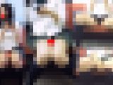 【電車内P盗撮】ロリ系美少女のお股が全開丸見えパンチラ盗撮【FHD動画】