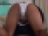 ゲーム大好きJK娘のエッチなシミ付きパンツ（2） 四つん這いデカ尻編