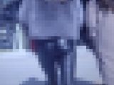 長身スーパーモデル級の長身美人ギャルが超密着型タイトレザーパンツ履いて美巨尻ミシミシにさせて歩いる姿がエロ過ぎる