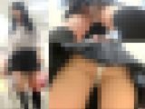 【再販】超接近ロリ尻どアップで食い込むパンツモロ見え！可愛い清純系女子のエロすぎ大興奮神アングルパンチラ動画
