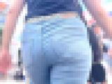 ワガママに発育した肉厚メガ尻！色白肉感エロボディにジューシーなブリンとした爆尻で年上男をたぶらかす！下品なスキニーデニム 小娘編