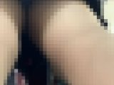 【盗撮】バレちゃった！5人のエスカレーターの逆さ撮りパンチラ・生パンあり・一部顔出し（縦動画）