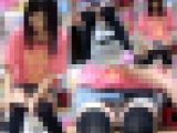 【再販】可愛いニーハイ女子のミニスカからぴちぴち白パンツ見えまくり極上対面パンチラ~FHD動画~