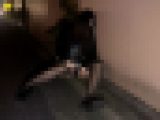 横浜 地雷系ニーハイ美女 可愛すぎる小梅乳首 路上に座る透けパンティを緊急搬送