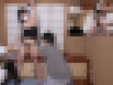 絶対に反応するもんか！意地っ張りネグリジェお姉さんVSくすぐり職人オジサン達の探り合い攻防（完全オリジナル）