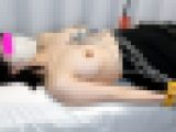 初めての心電図検査。不安そうな顔をしている胸の大きな可愛い綺麗な初診患者さんは検査終了すると乳首固くなってしまっているところを盗