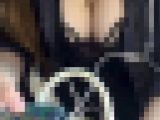 超ド級巨乳ギャルの胸チラ