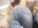 超Sクラスの美巨尻を下から堪能！パッツパツなエロ尻とパンティラインで♂を誘惑! 下品な女子大生 編
