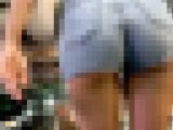 【再販】金髪美女の生足デニムショーツ
