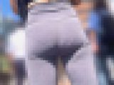 歴代最高クラスのパッツンエロ尻を堪能！希少なスパッツから露出狂のようにパンティとクロッチを浮き出し♂を誘惑！