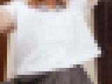 VRしている金髪ギャルの胸ちらパンチラ おしりに食い込むパンティ