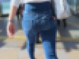歩行記録0306「モデル体型デニム女性のムニュっとしたお尻を撮影」(2名)
