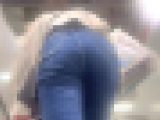長身美ボディのエロ美尻を堪能!王道スキニーデニムからケツを突き出し食い込みで♂を誘惑!