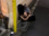 静寂の中にスヤ吐息が響く…油断したヘソ出しギャルの黒Tバック剥ぎ取り＆口内ぶち込み