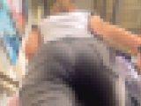 素人女たちのエロ尻を下から堪能！自慢のパッツン尻を突き出し食い込むパンティラインで♂を誘惑!