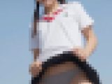 【制服 パンチら】青空の下で下着を見せてくれる