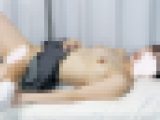 恥ずかしくて胸を隠したがるJKが絶頂する姿。反応検査?