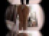 【豊満尻女の試着室】着替え前に四つん這い姿で秘め事する様子がたまらない！